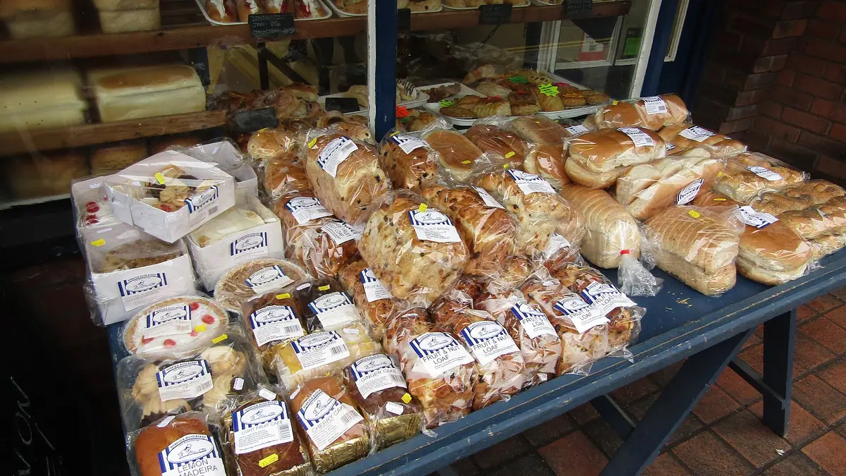 Henllan Bakery – bakery in Denbigh town centre